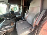 Cab with Seats/armrests