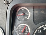 Cab with Oil Pressure