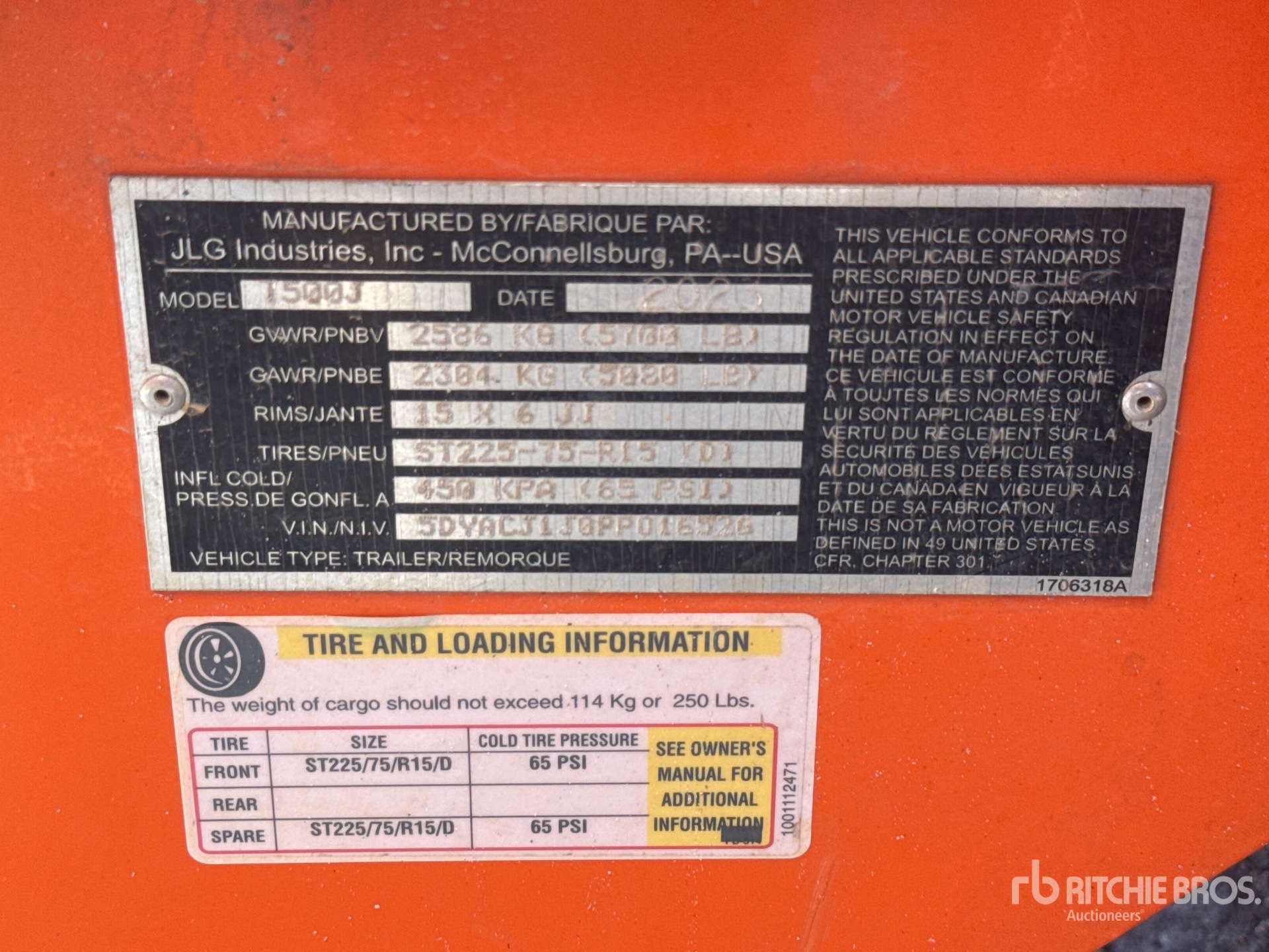 2023 JLG T-350