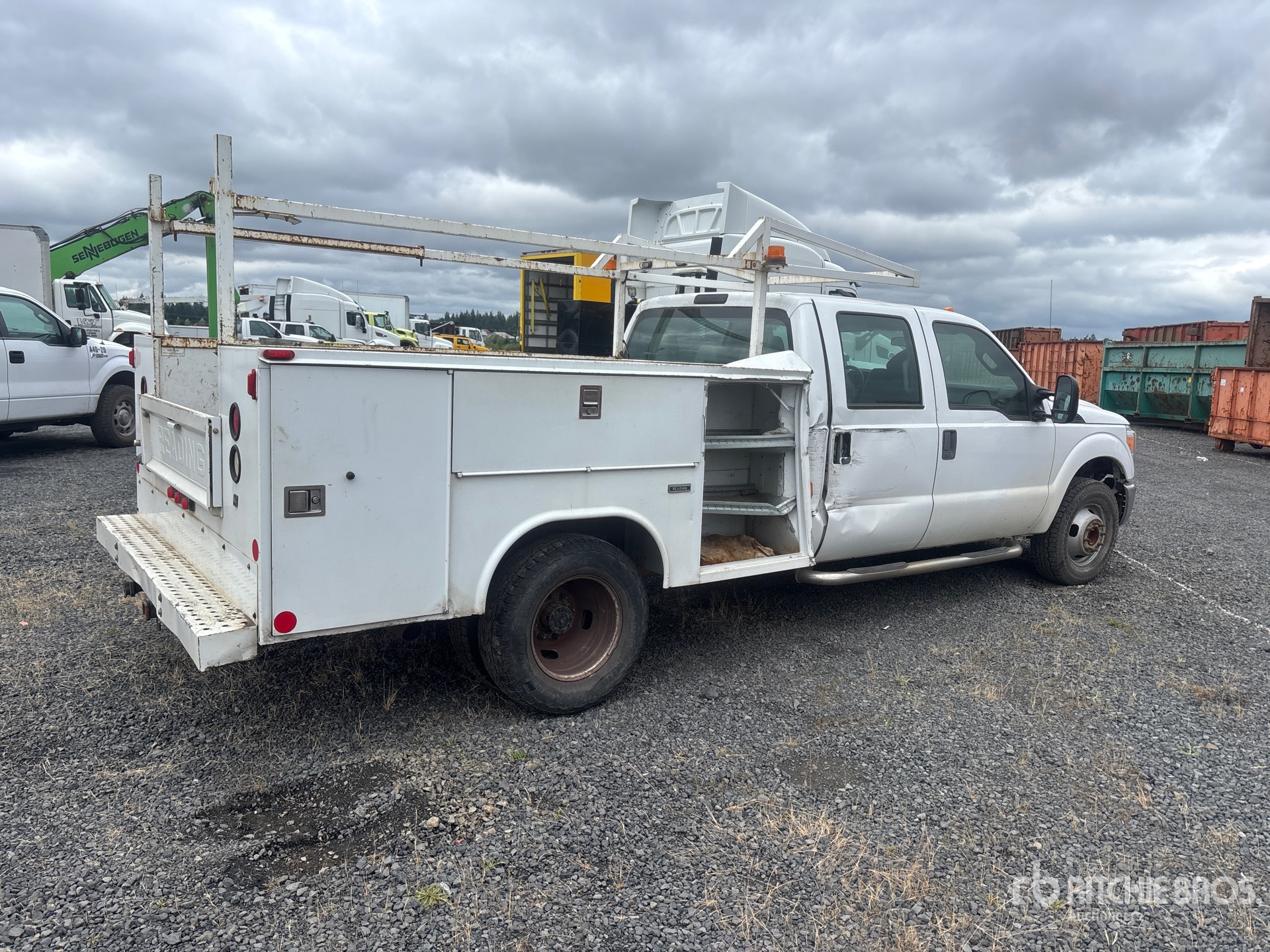 General Appearance with Picture, Right Rear Corner