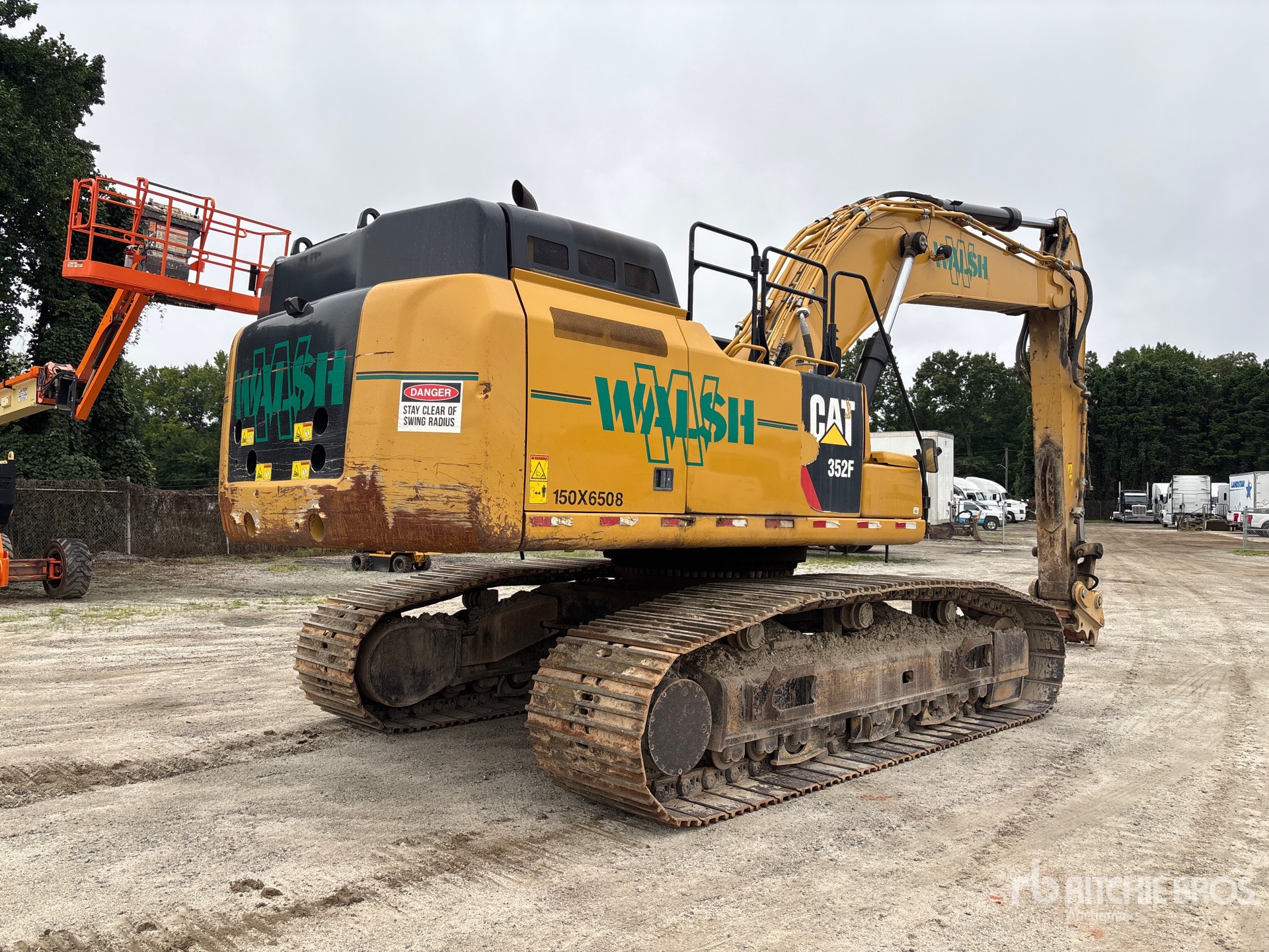 2019 Caterpillar 352F LRE