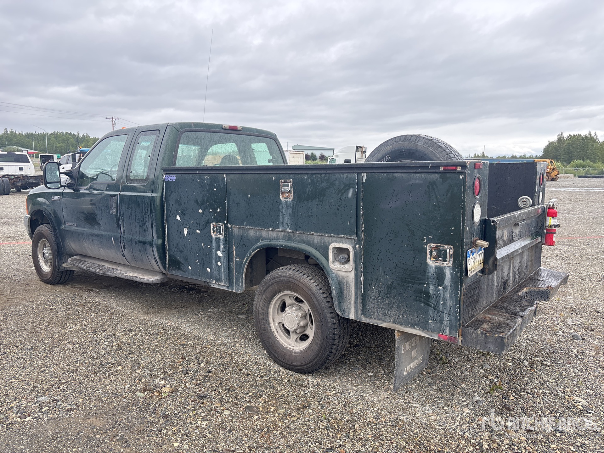 General Appearance with Picture, Left Rear Corner