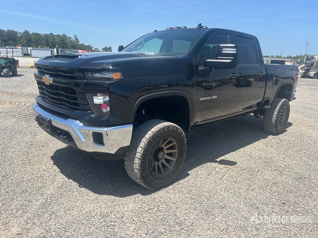 2024 Chevrolet Silverado 2500hd 4x4 Crew Cab Pickup