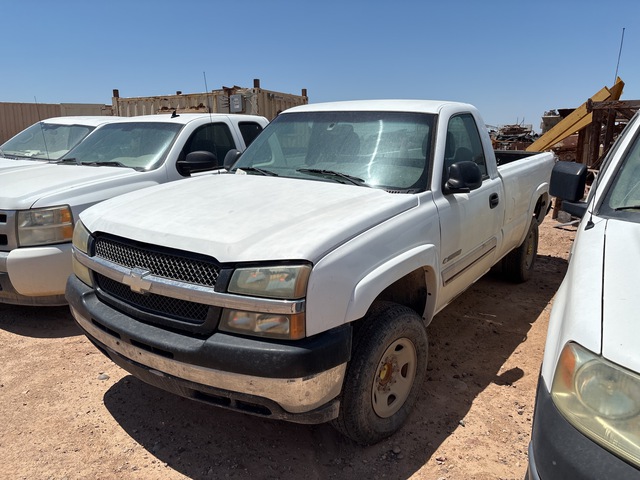 2005 Chevrolet Silverado 2500HD 4x2 Pickup