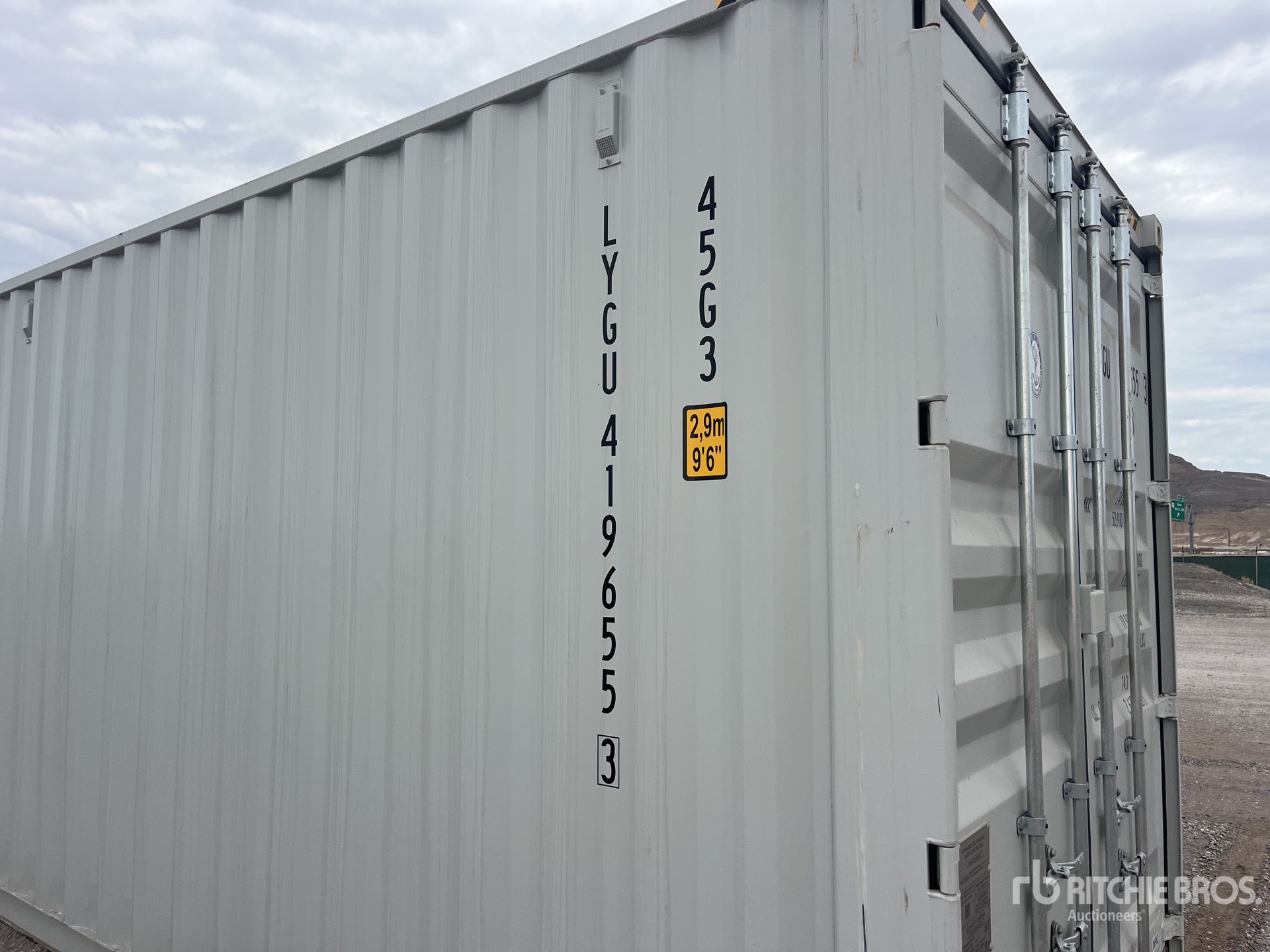 2026 AGT 40 FT HQ