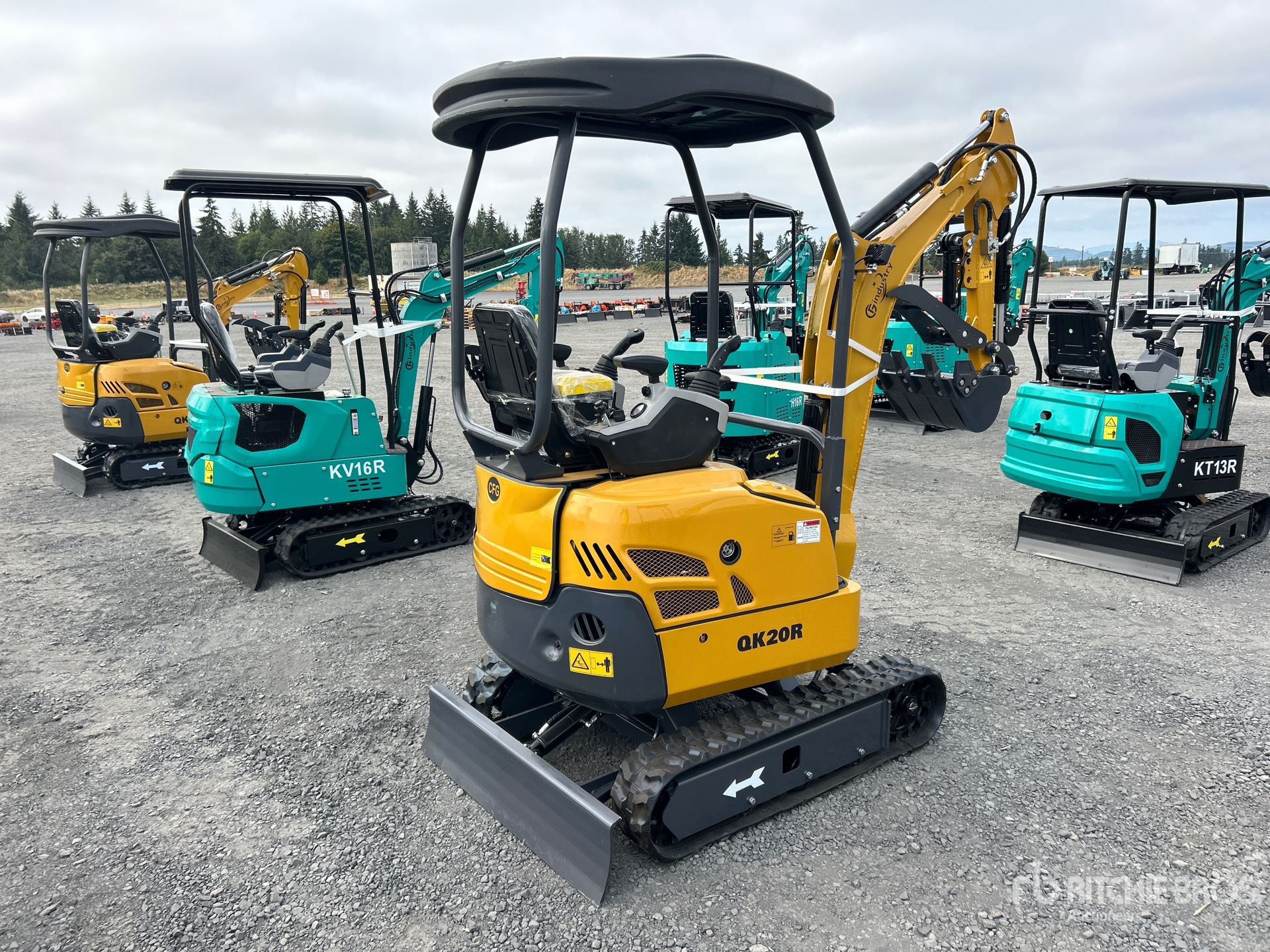 General Appearance with Bild, Ecke hinten rechts