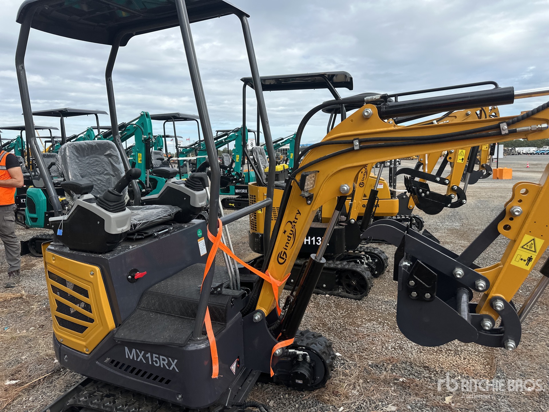 Photo of 2026 CFG MX15RX