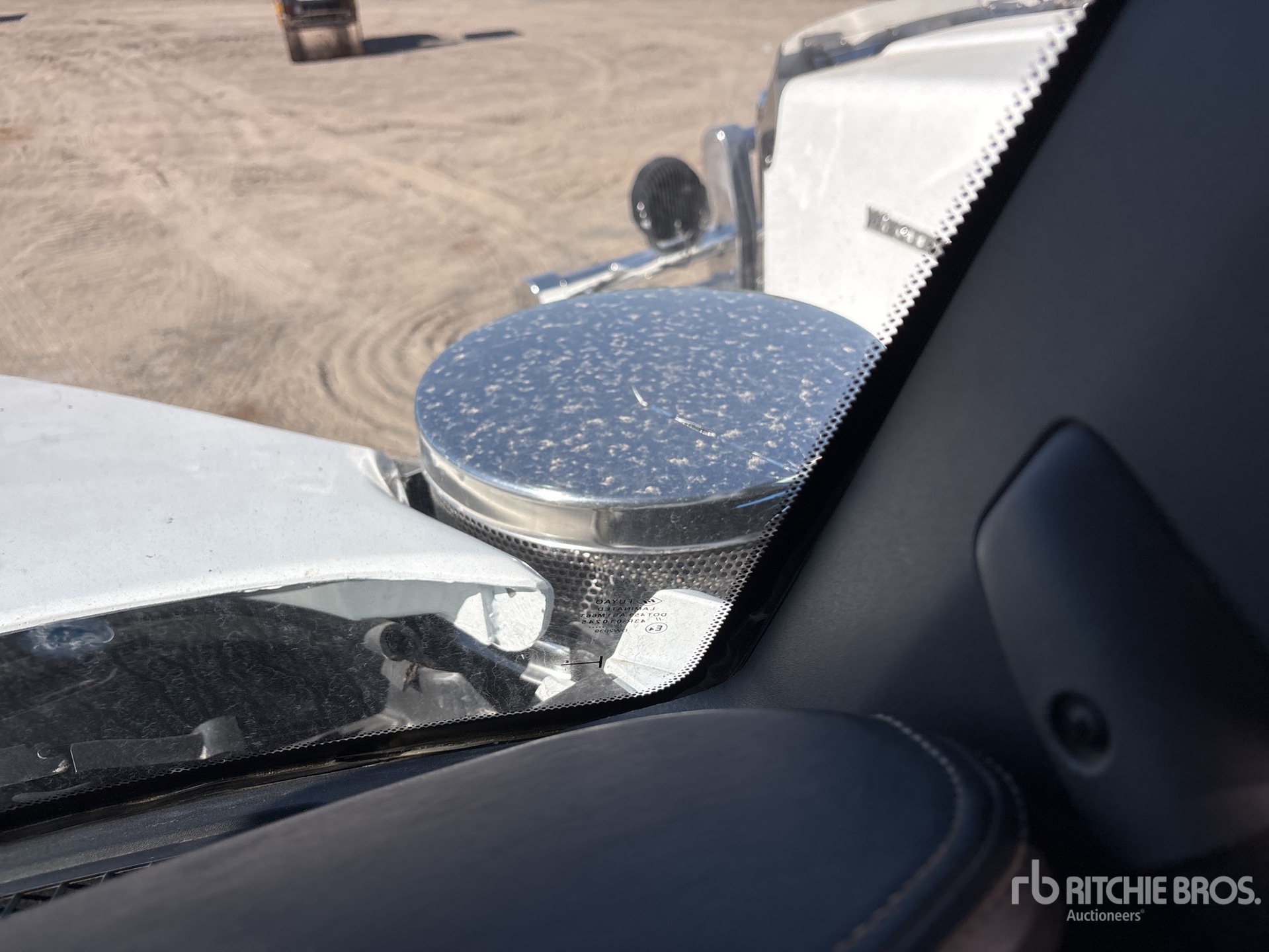 2021 Kenworth T610SAR