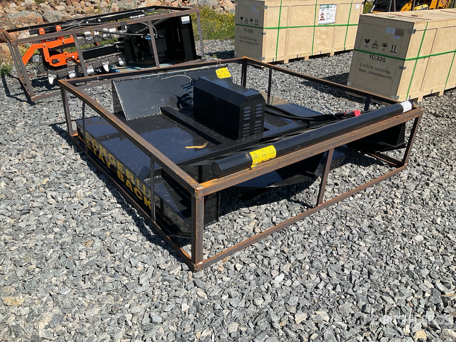 General Appearance with Picture, Right Front Corner