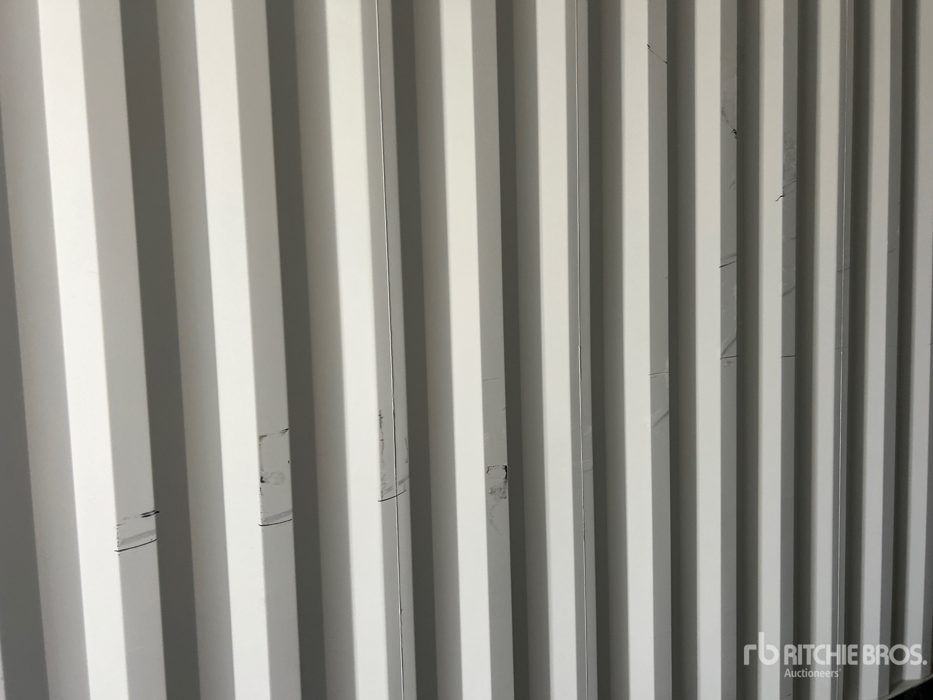 2025 AGT 40 FT HQ