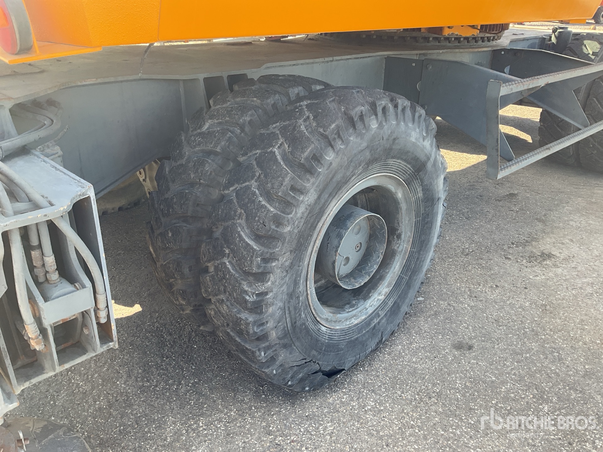2007 Sennebogen 630M