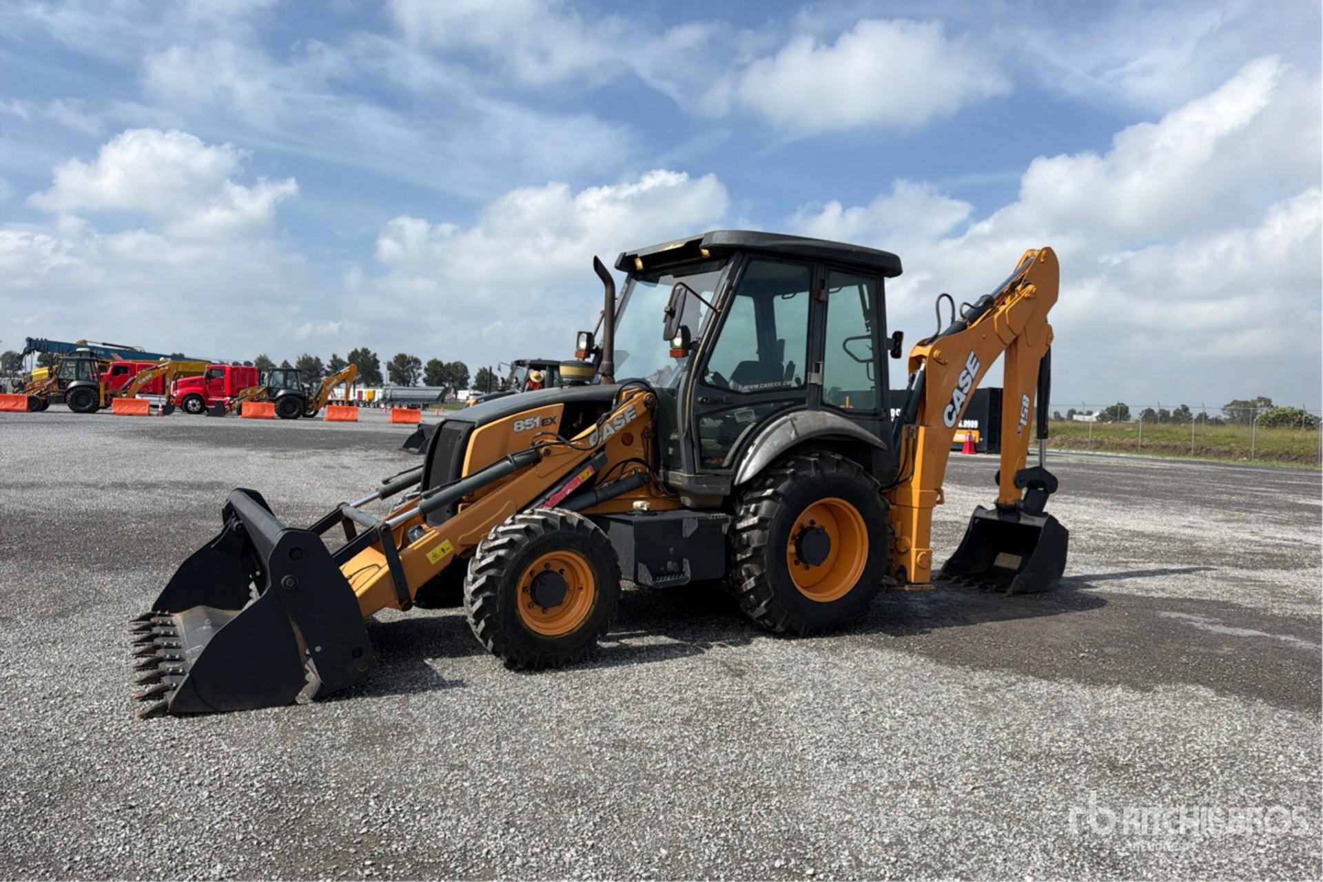 2017 Case 851EX-SS