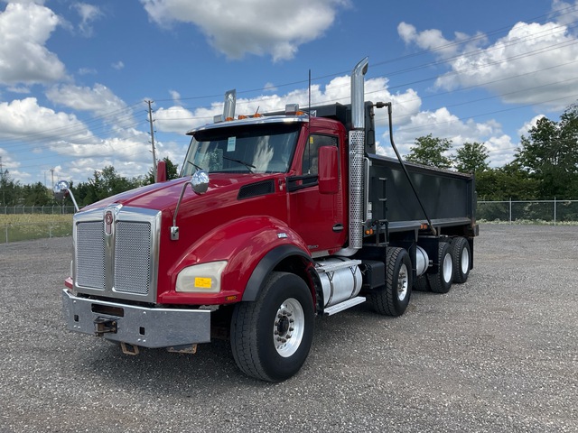 2018 Kenworth T880 8x4 Tri/A Dump Truck