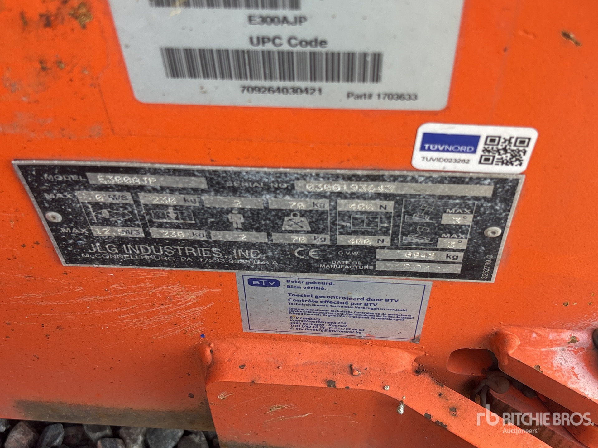 2014 JLG E300AJP