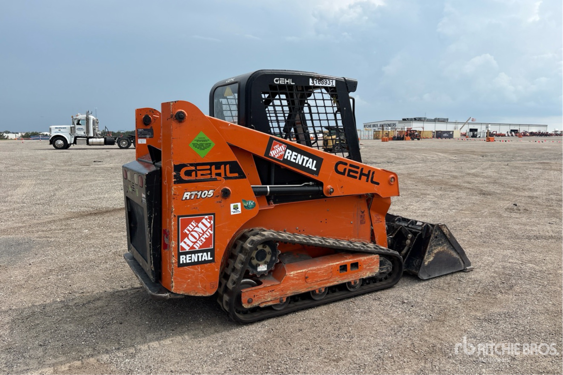 2021 Gehl RT105