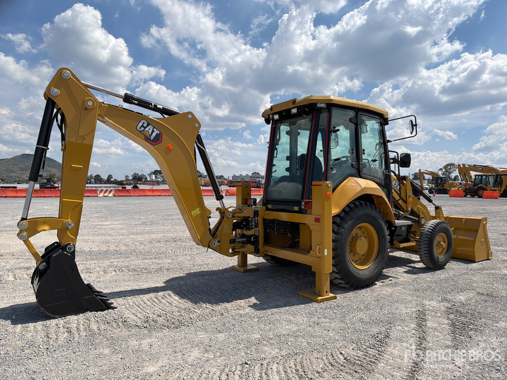 2026 Caterpillar 424