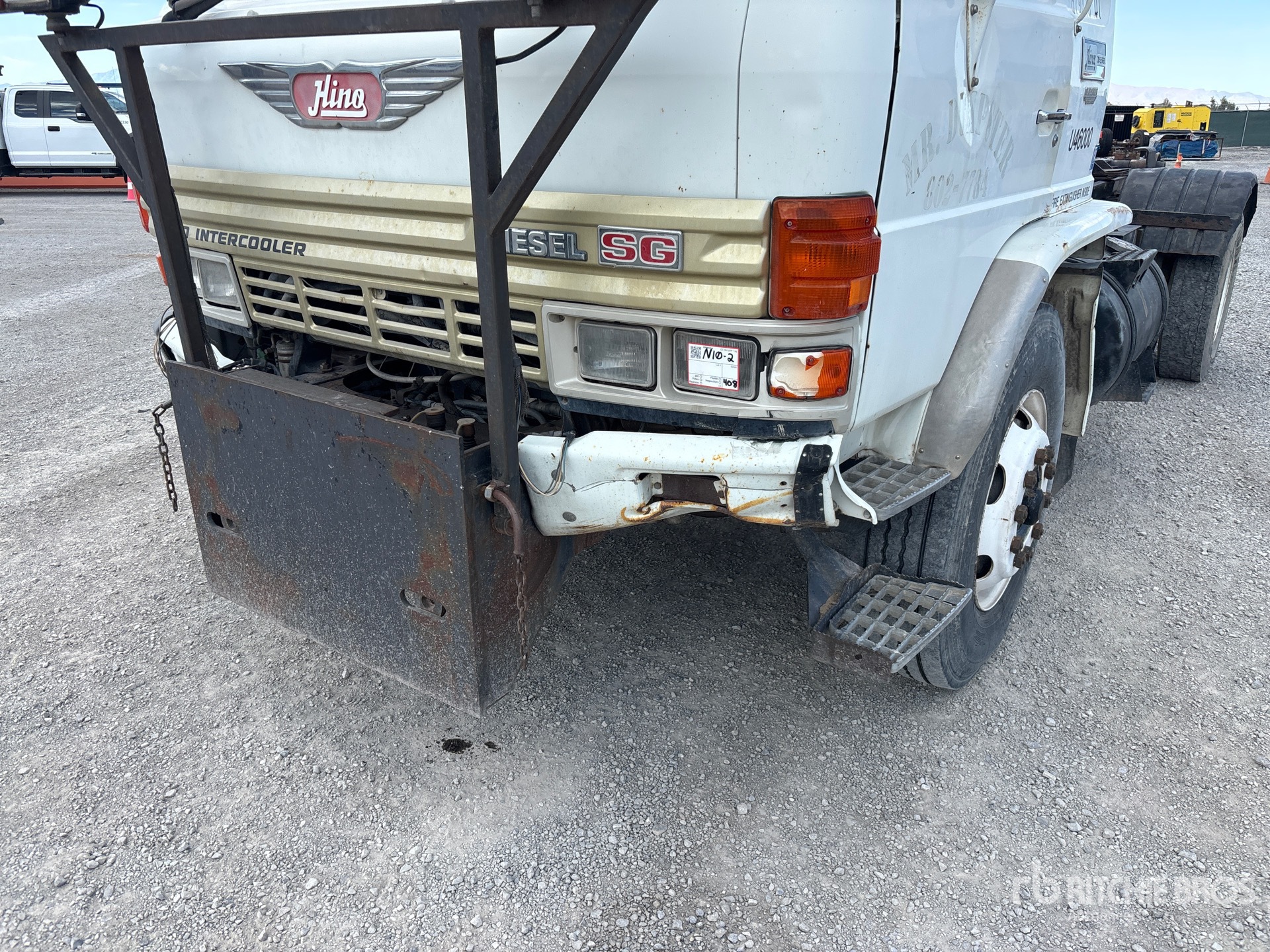 1992 Hino SG