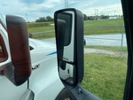 Cab with Mirrors