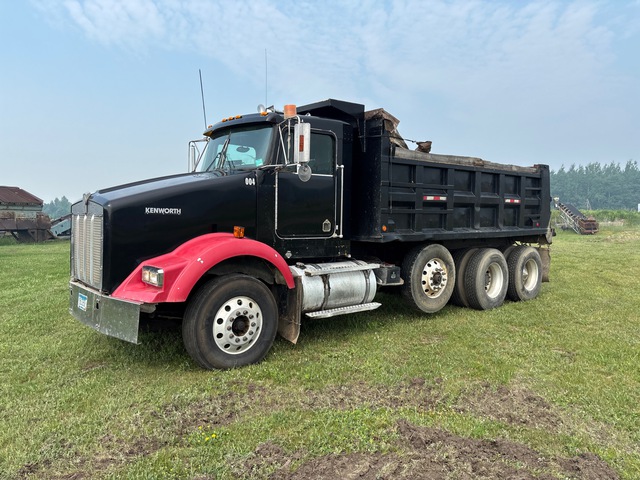 1998 (unverified) Kenworth T800 8x4 Tri/A Dump Truck