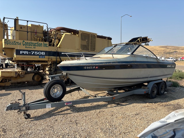 1989 Reinell 215C 21 ft Cuddy Cabin Boat w/1988 V/M Custom Boat Trailers Trailer
