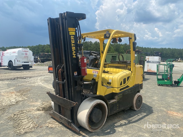 2017 Hyster S155FT Forklift