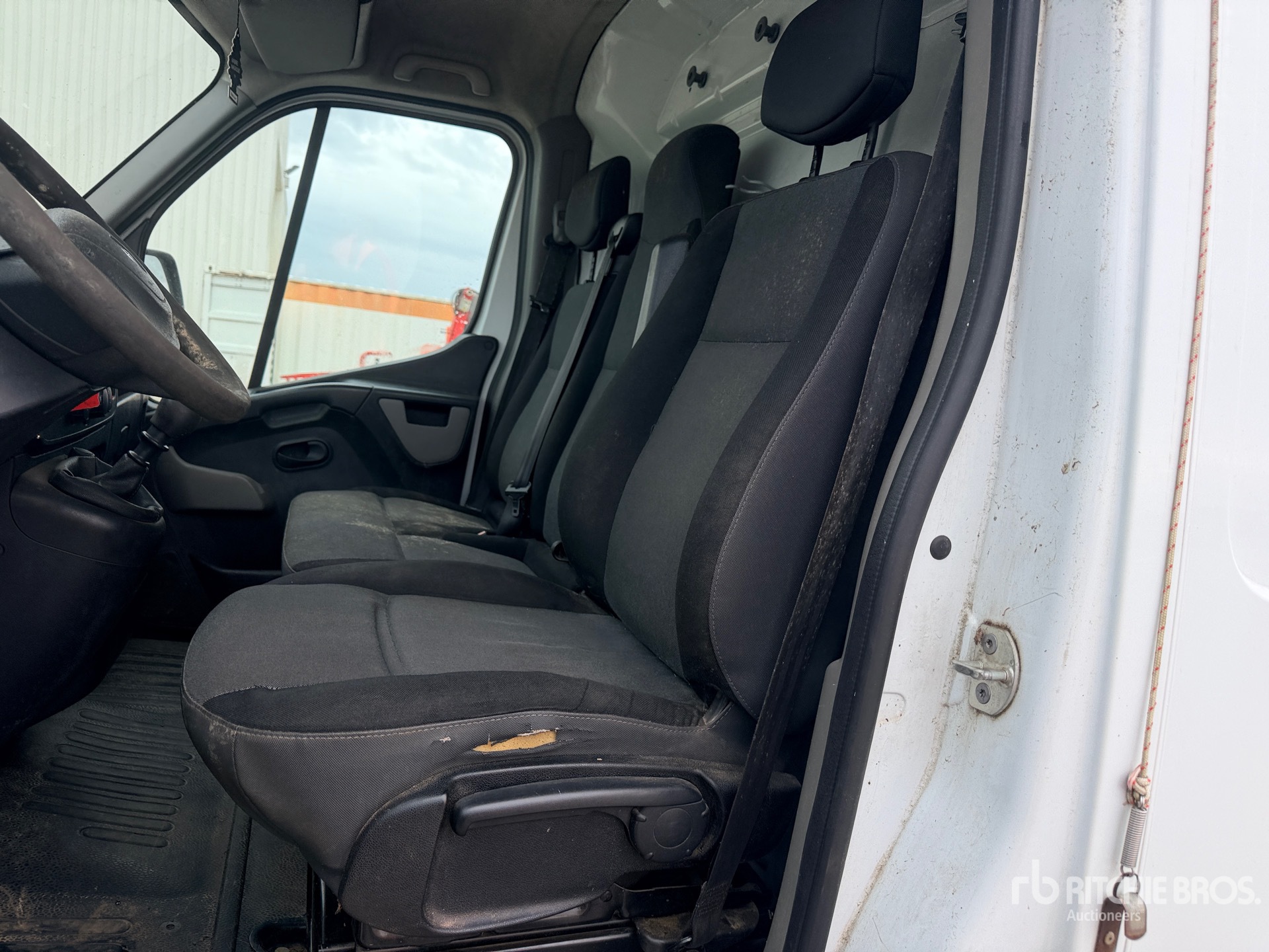 2014 Renault MASTER DCI 125