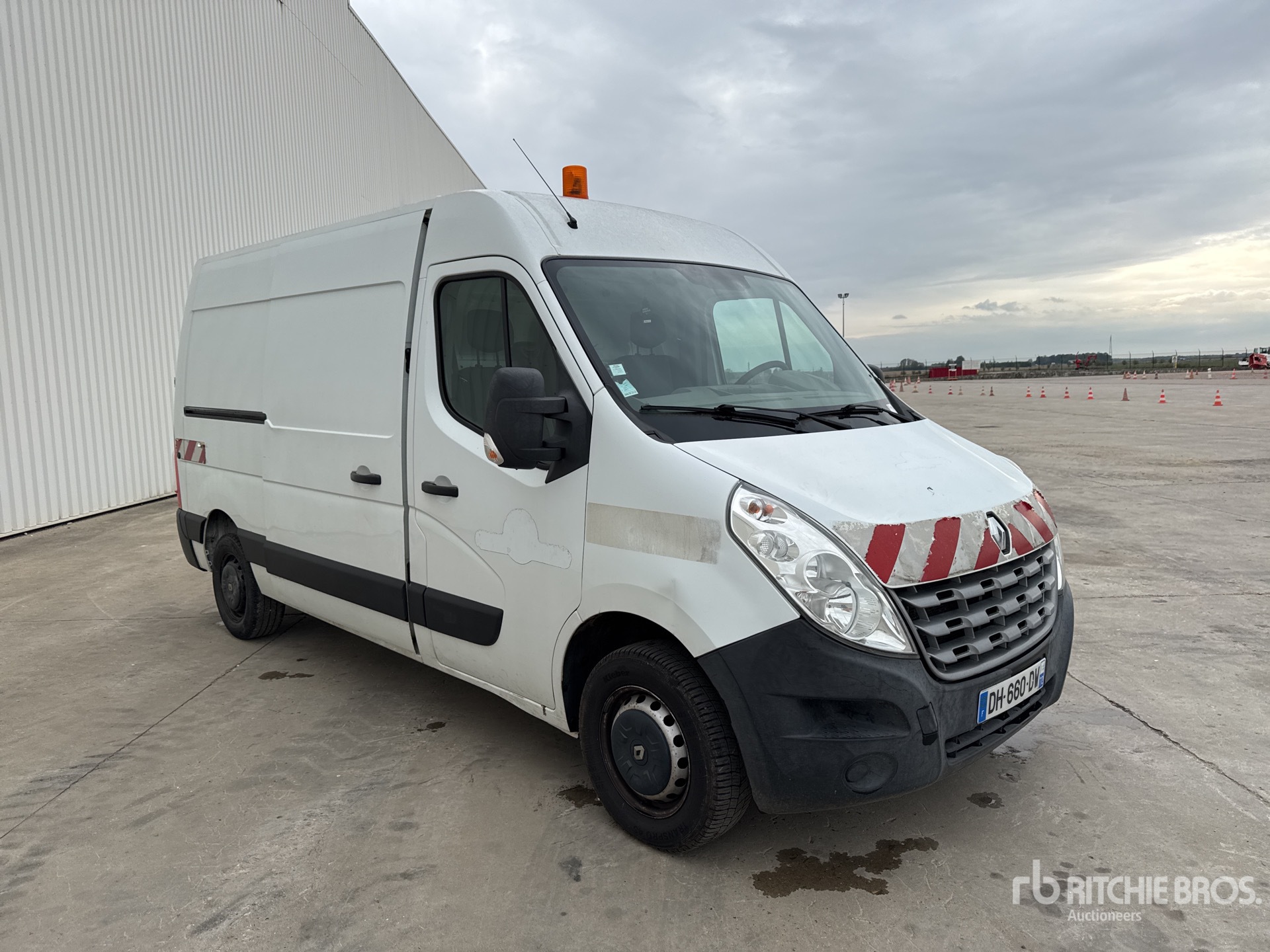 2014 Renault MASTER DCI 125