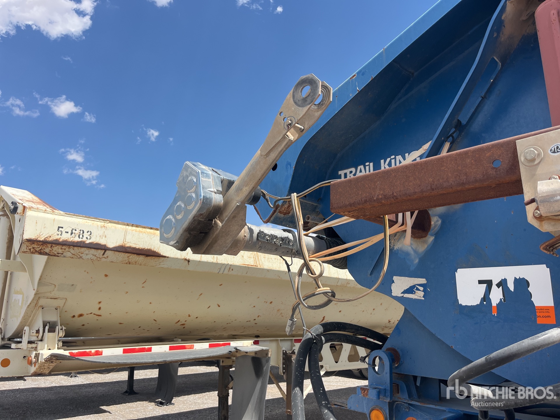 2004 Trail King TK60SSD-432