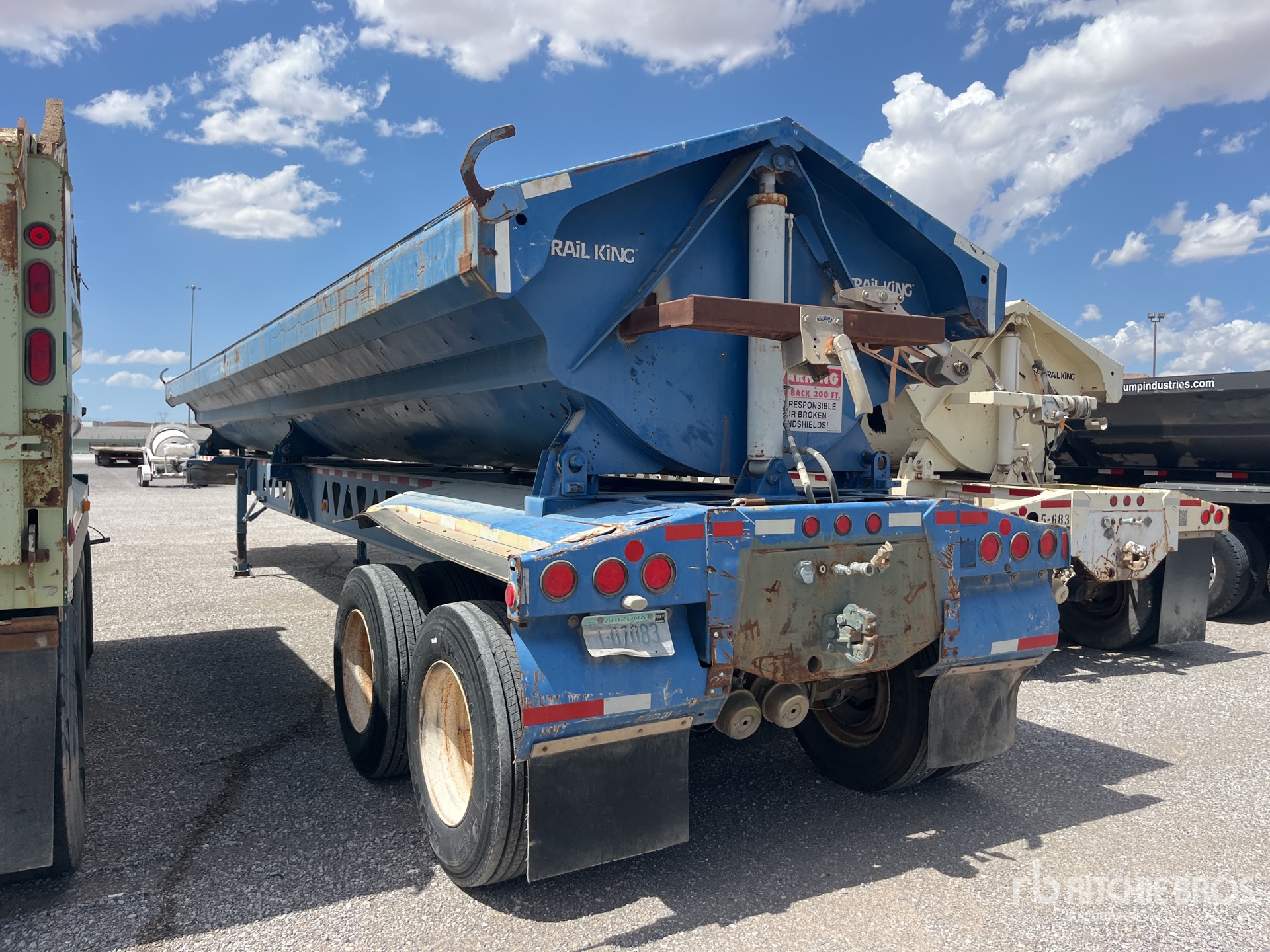 2004 Trail King TK60SSD-432