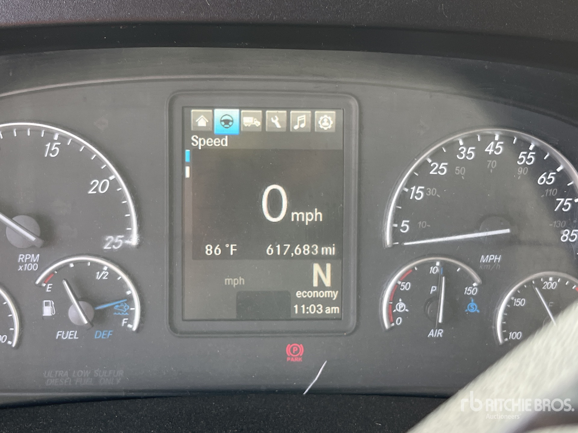 2018 Freightliner CASCADIA 126