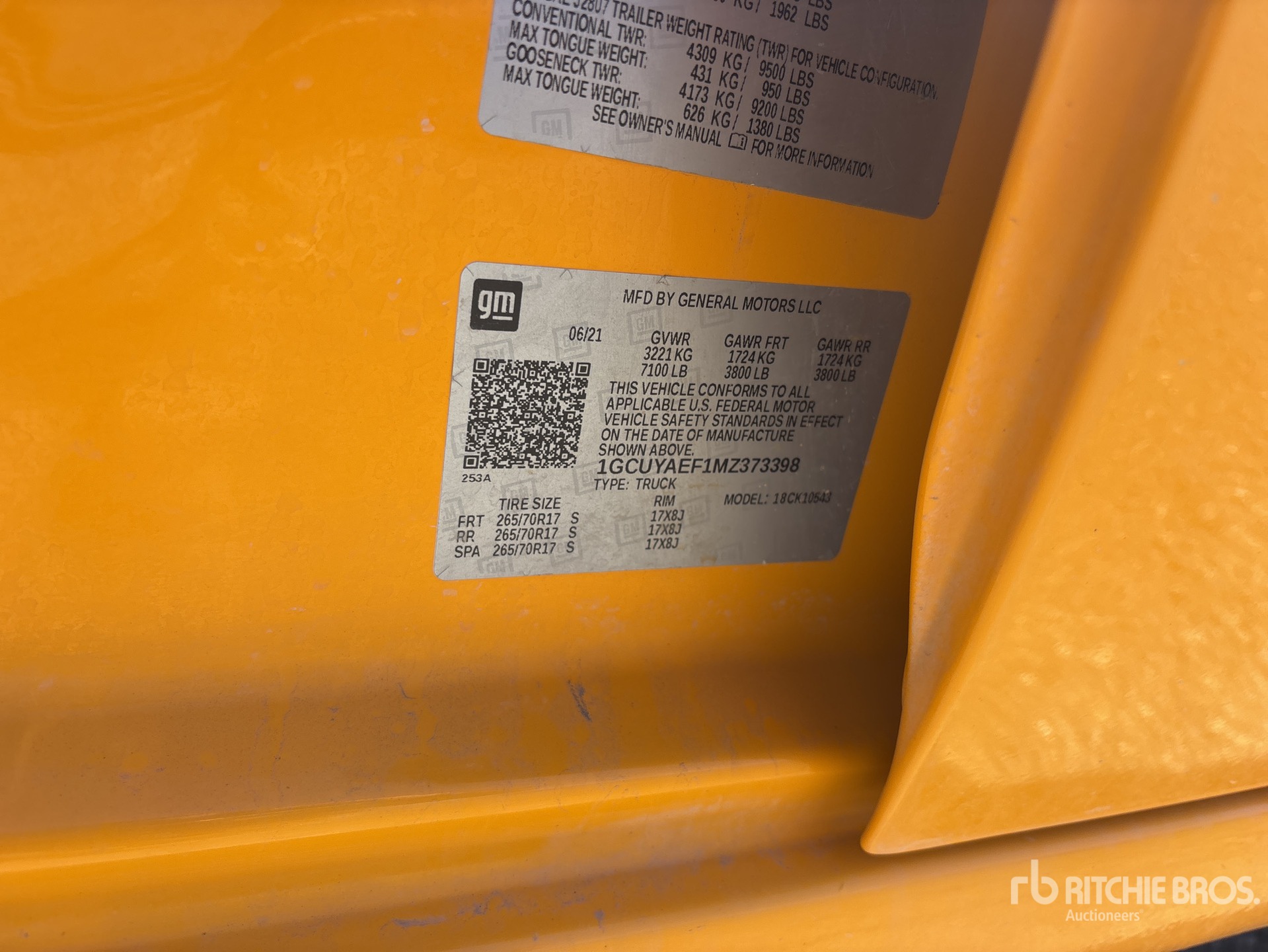 General Appearance with Serial Number / VIN