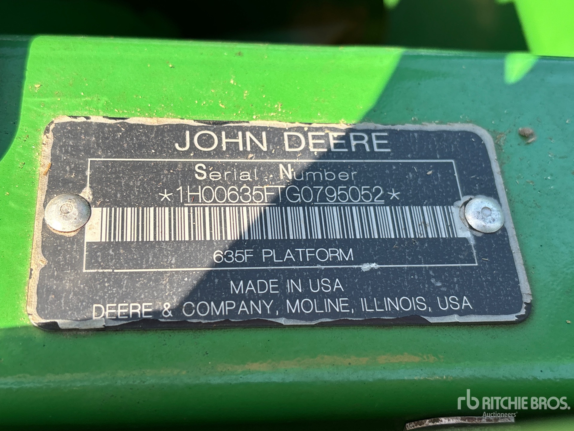 John Deere 635F