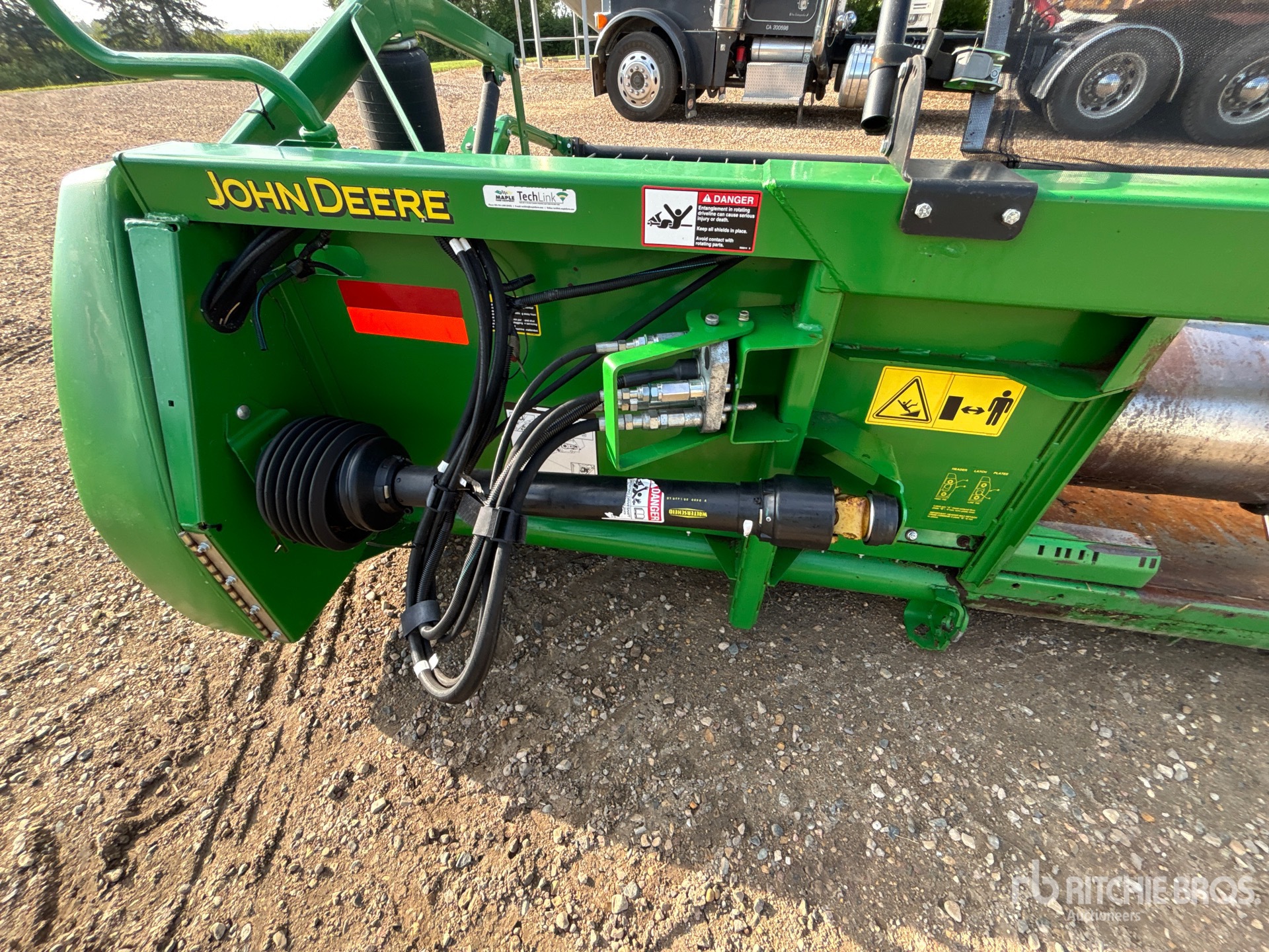 2014 John Deere 615P