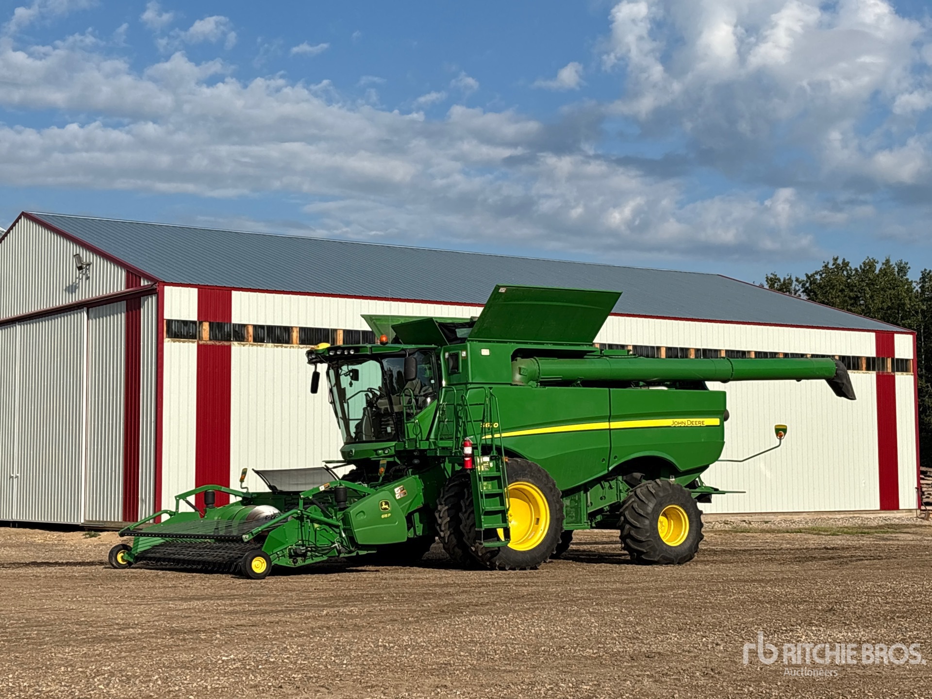 2013 John Deere S670