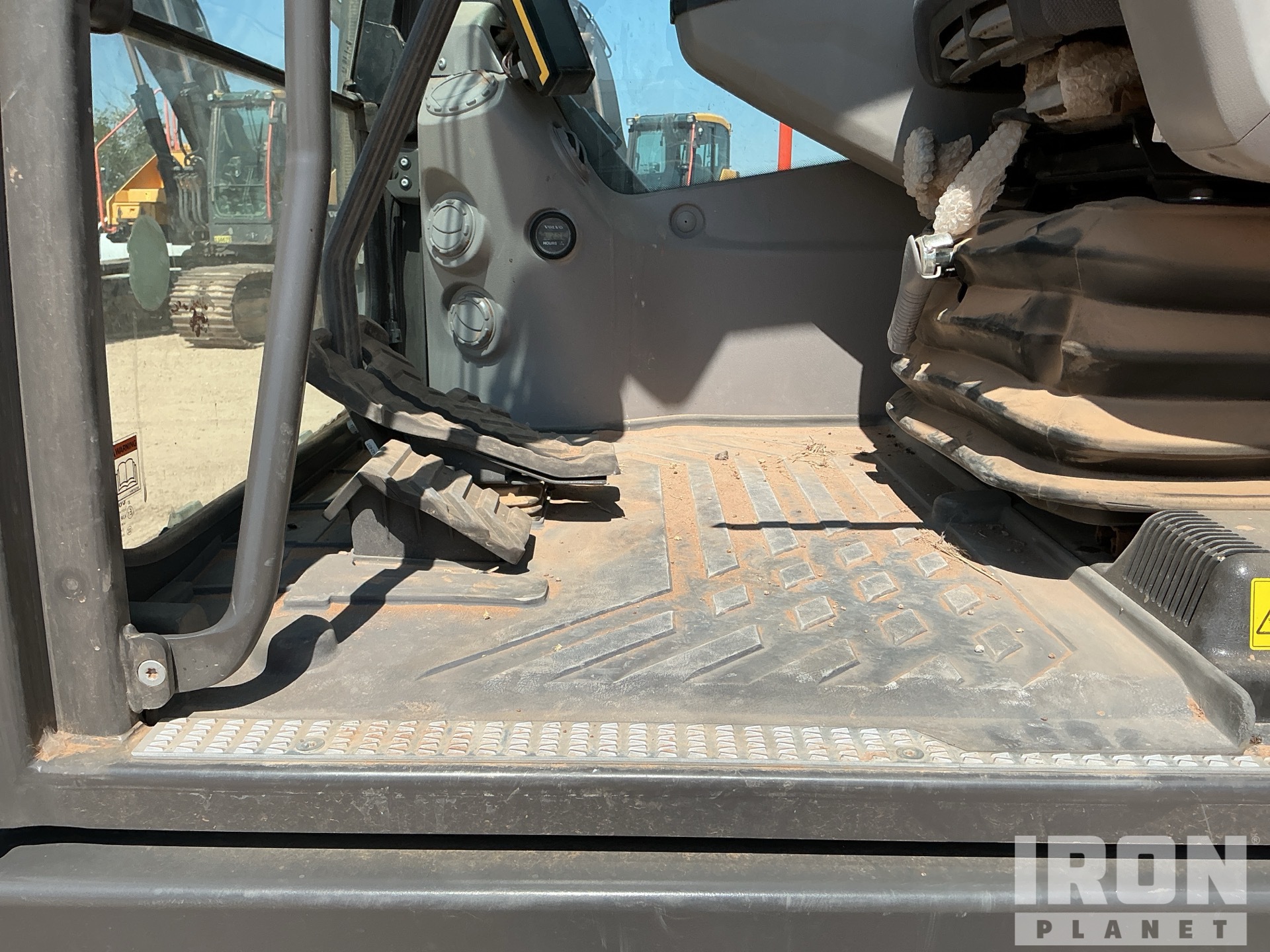 2023 Volvo EC200EL