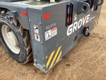 Chassis with Outrigger Cylinders