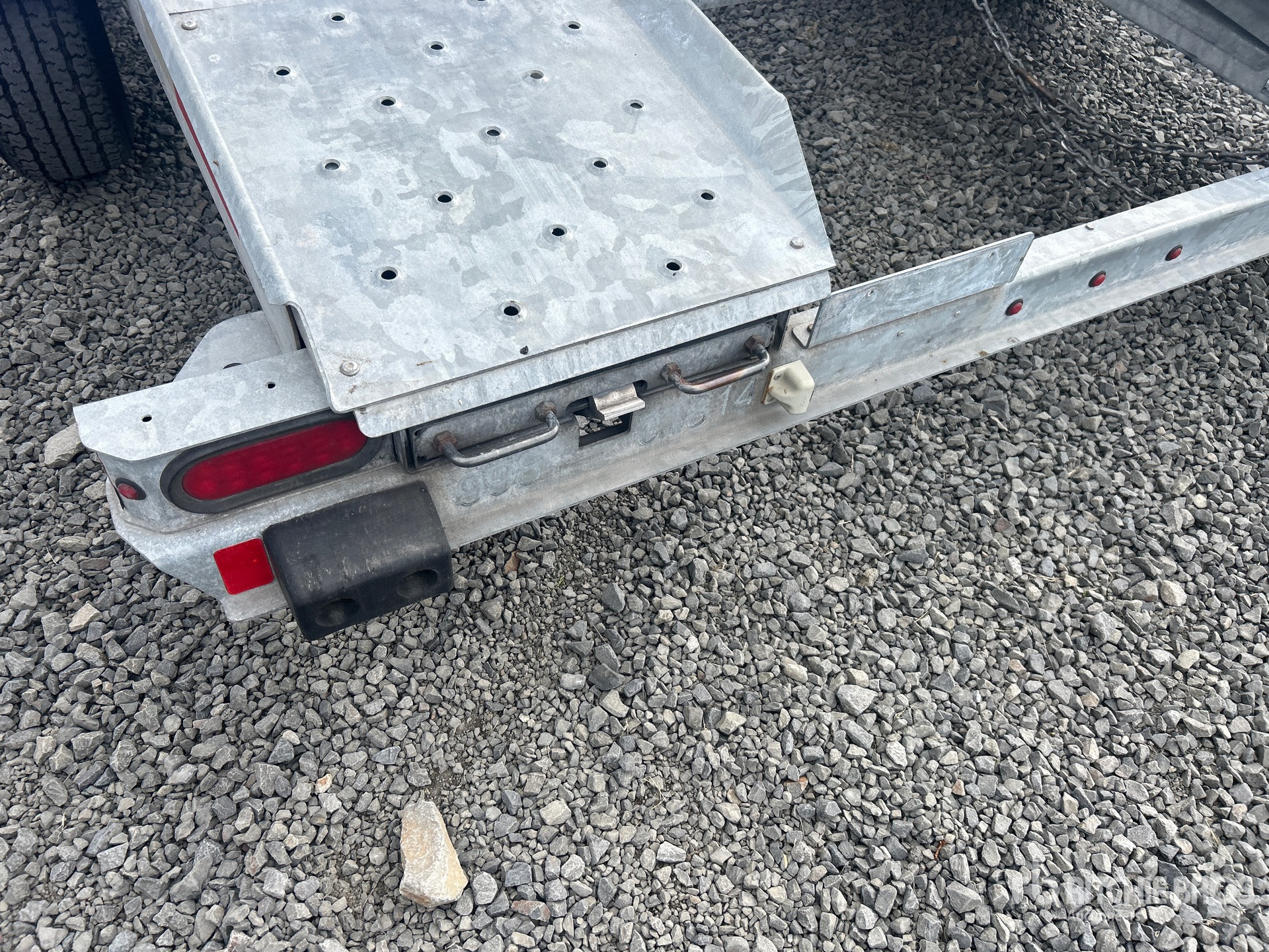 2020 Demco AT7000P