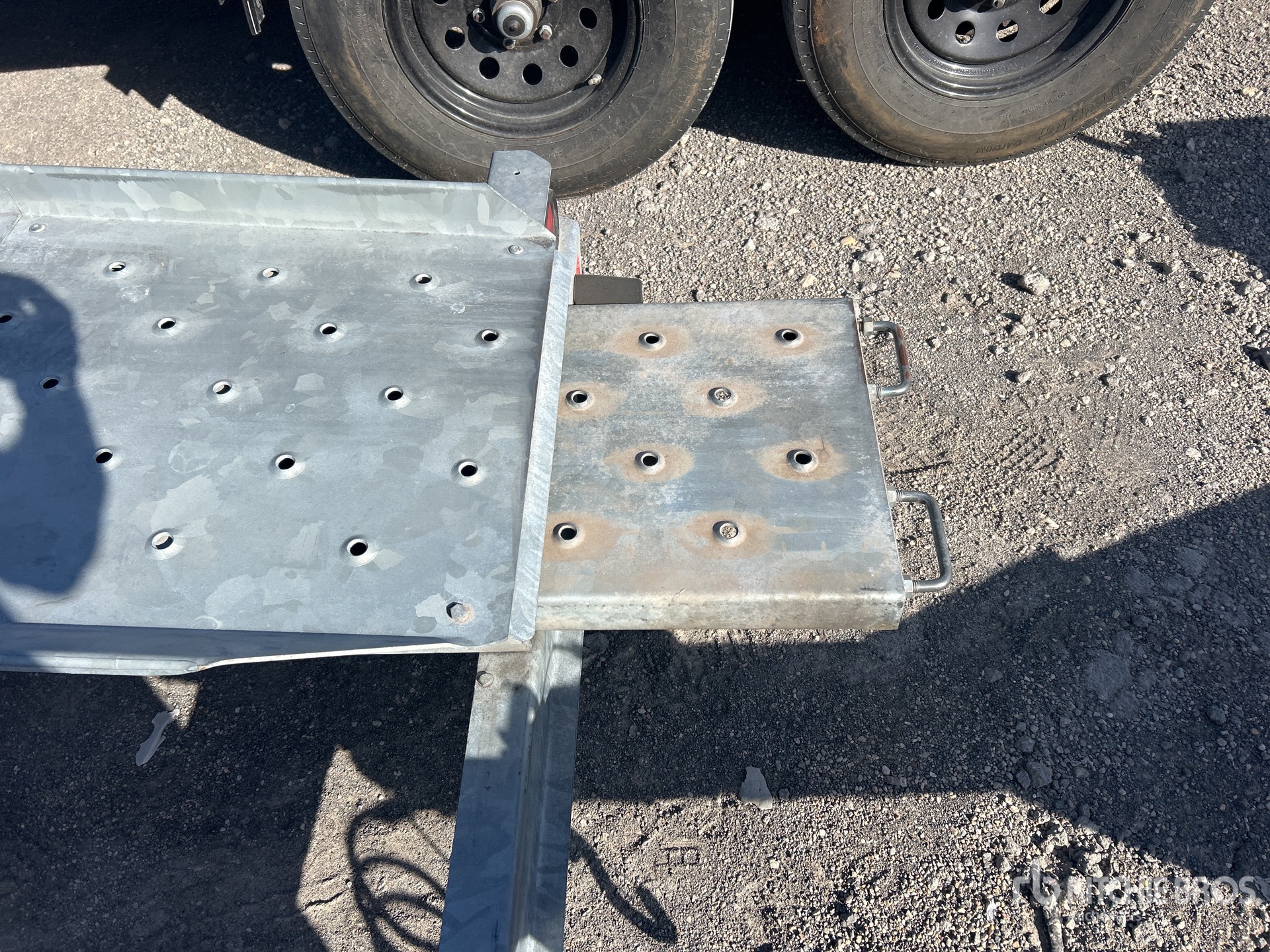 2020 Demco AT7000P