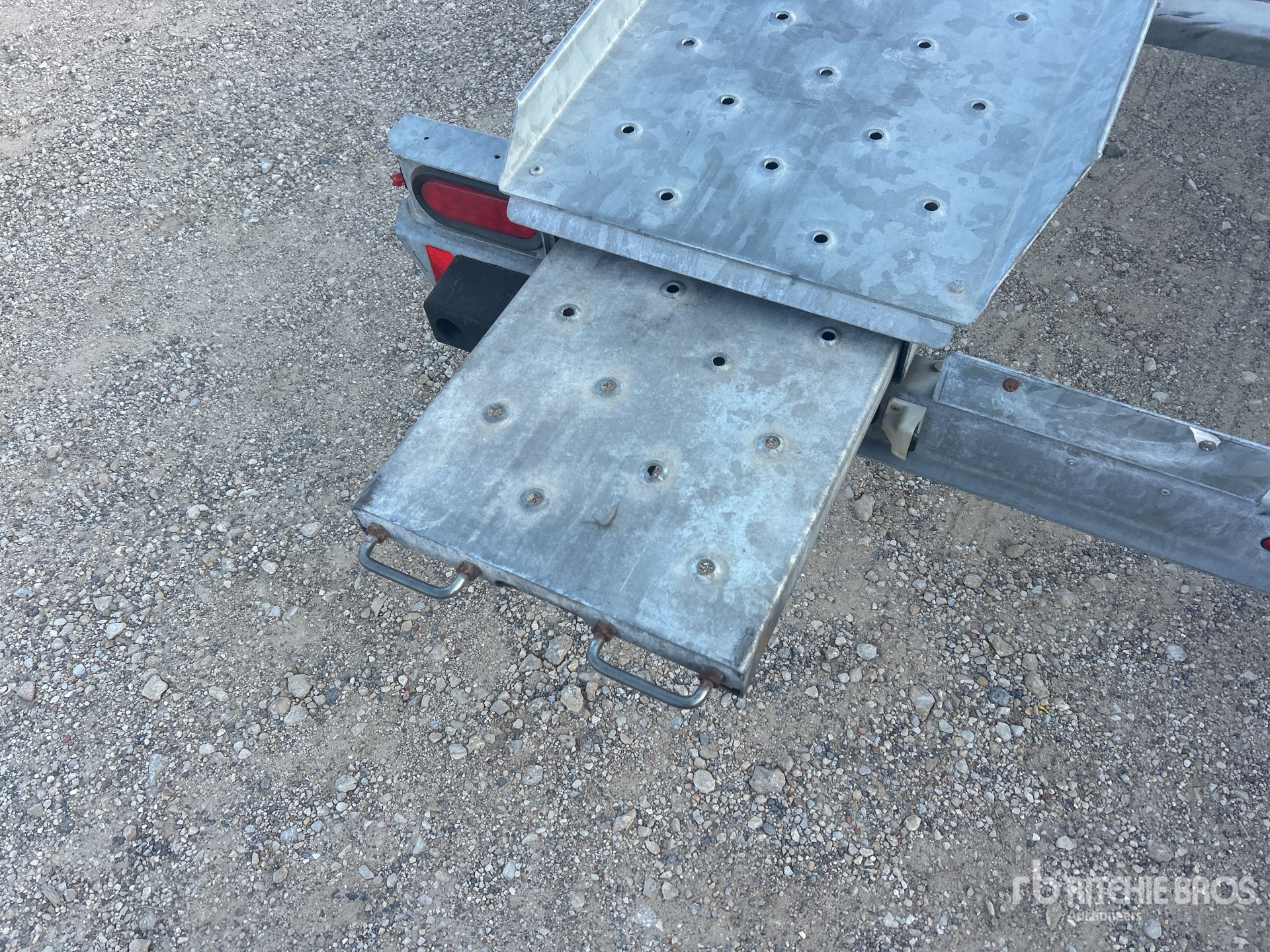 2020 Demco AT7000P