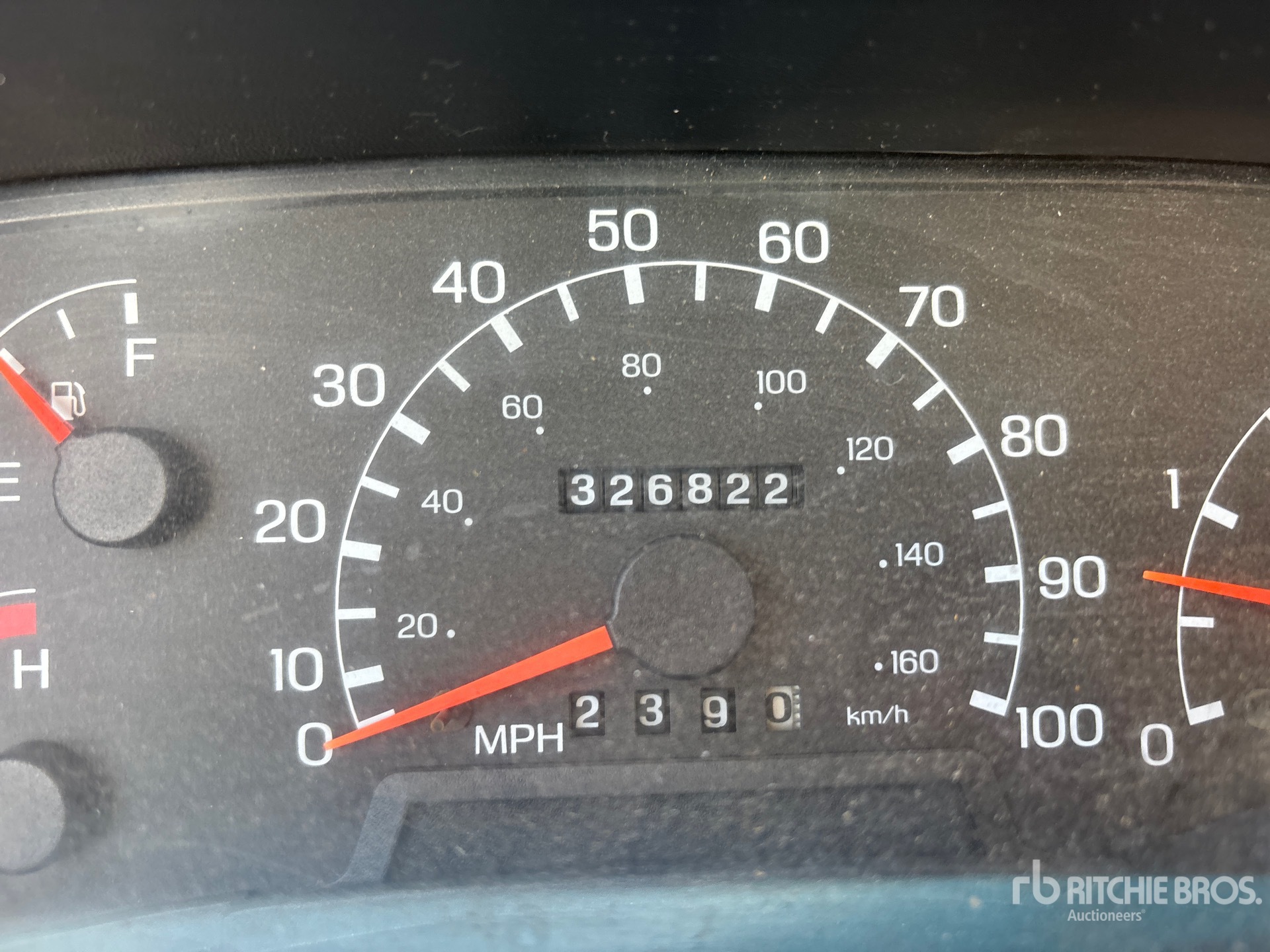 2000 Ford F-650