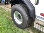 Underbody with Right Steer Tire