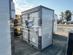 General Appearance with Bild, Ecke vorne links