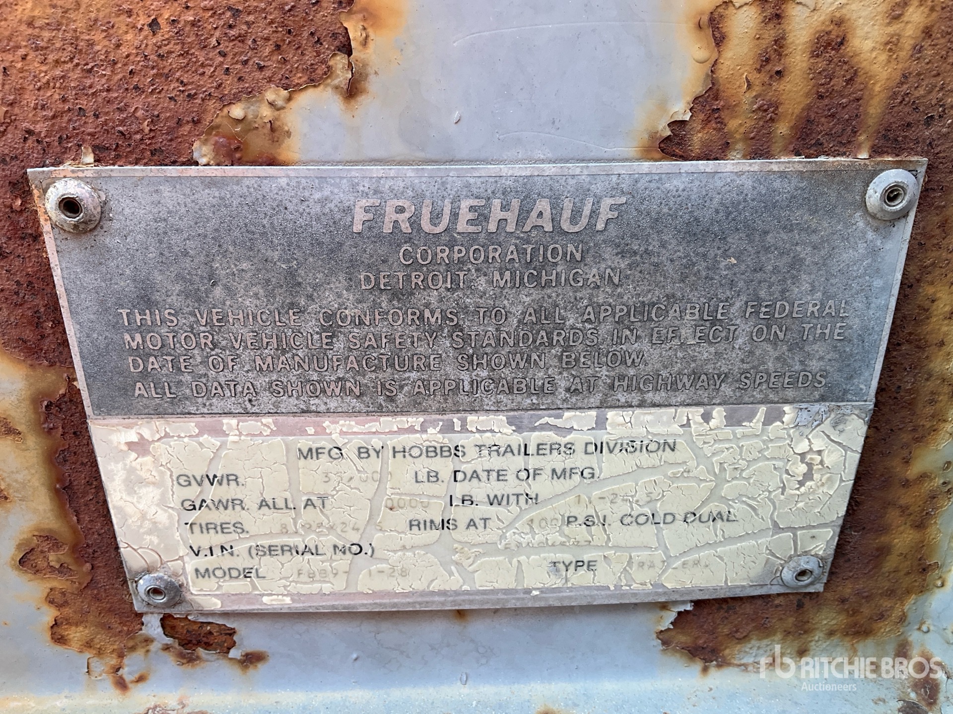 1984 Fruehauf 28 FT S/A