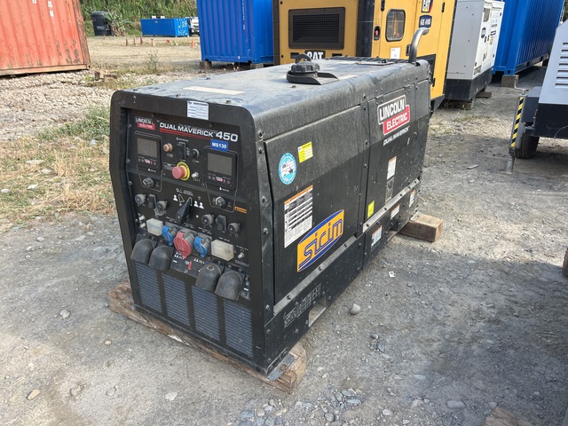 Lincoln Electric Dual Maverick 450 450 A Skid-Mounted Electric Welder