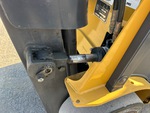 Hydraulics with Mast Tilt Cylinders