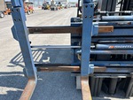 Hydraulics with Fork Positioning Cylinder (on fork carriage)