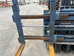 Hydraulics with Fork Positioning Cylinder (on fork carriage)