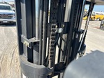 Hydraulics with Mast Lift Cylinders