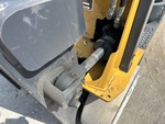 Hydraulics with Mast Tilt Cylinders