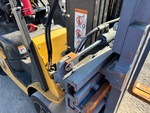 Hydraulics with Side Shift Cylinder